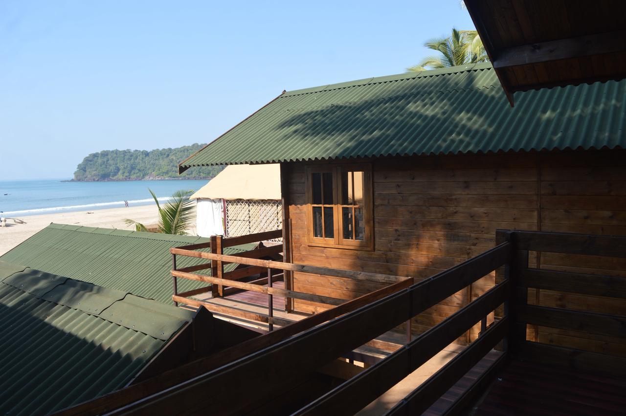 Anantra Sea View Resort Агонда Екстериор снимка