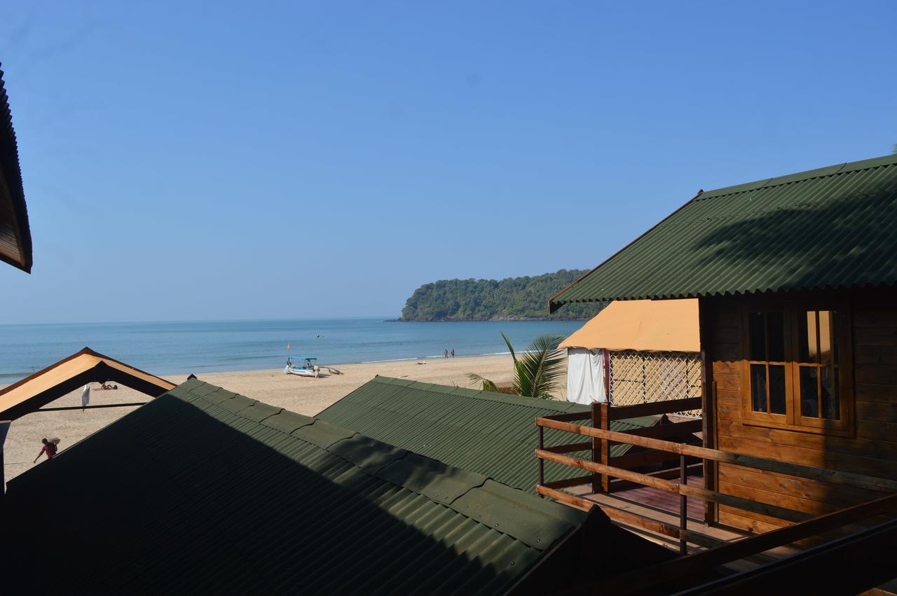 Anantra Sea View Resort Агонда Екстериор снимка